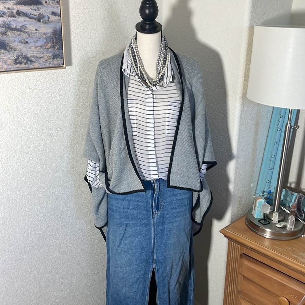 Old Navy Striped Blouse - Picture 2 of 8